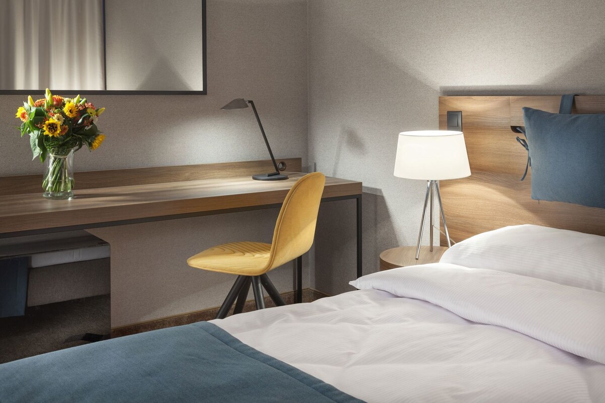 Premium bedding, minibar, desk, laptop workspace