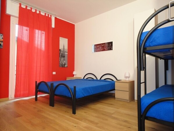 Firemannsrom – standard, 1 soverom, privat bad | Wi-fi (inkludert) og sengetøy