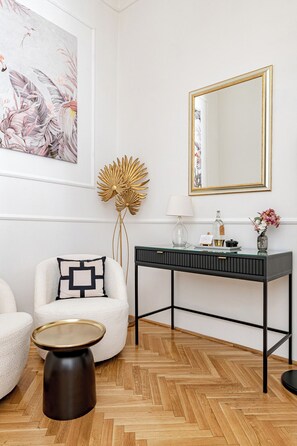 Chambre Double Standard | Coffres-forts dans les chambres, bureau, rideaux occultants