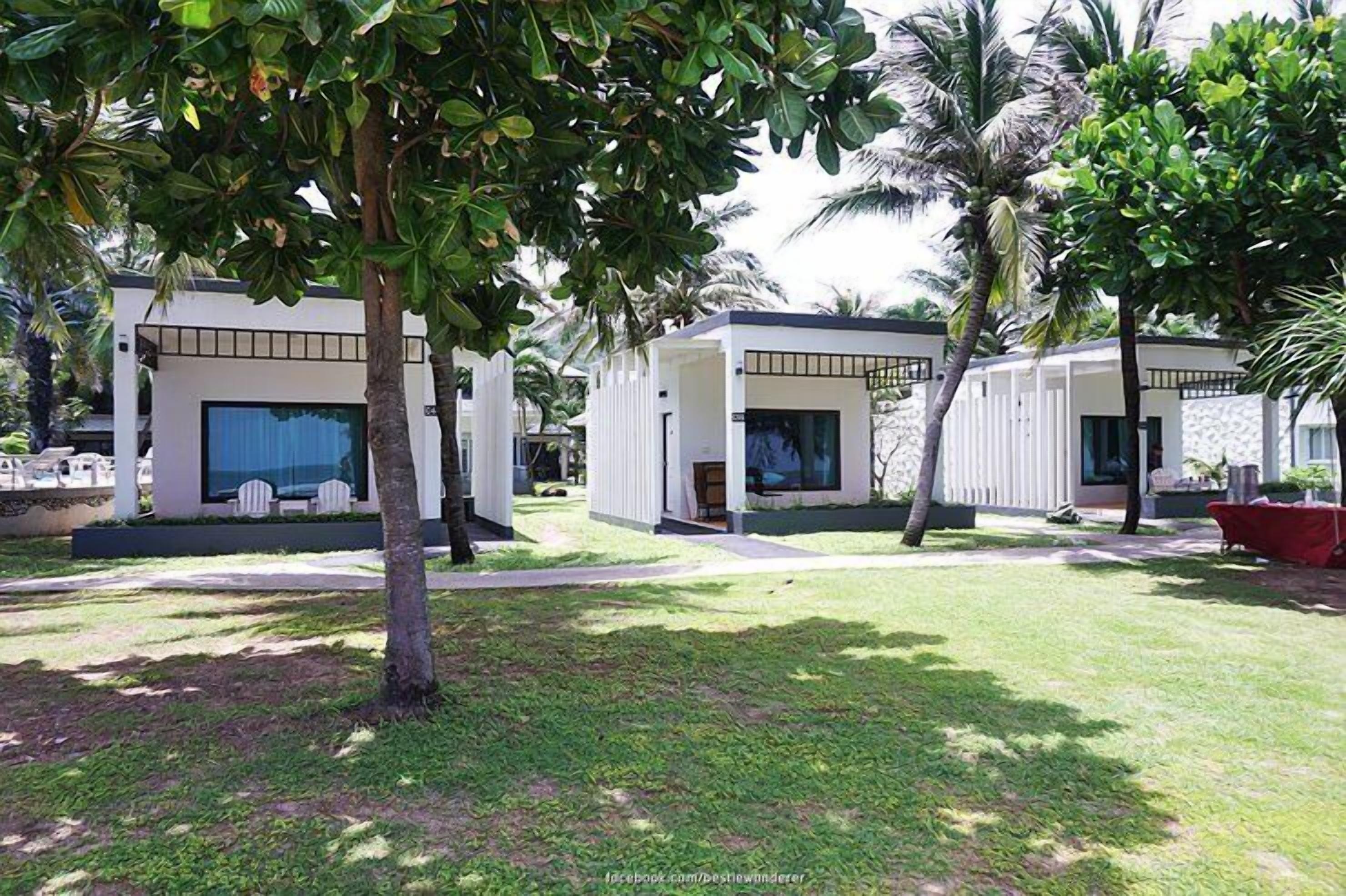 beach front | beach/ocean view