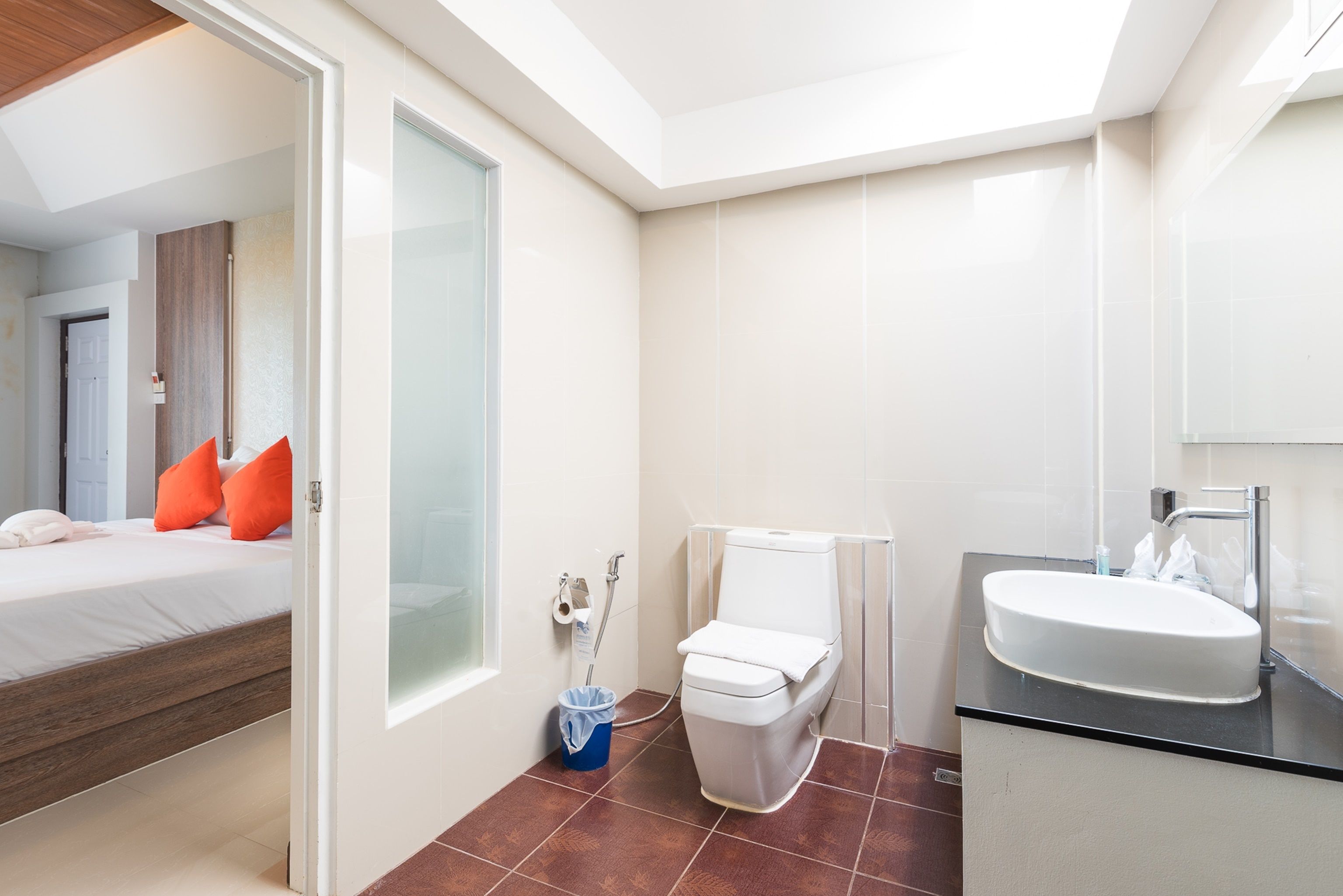 beach front | 1 bedroom, minibar, in-room safe, desk