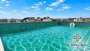 Pool auf dem Dach
