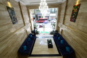 Sala de estar en el lobby