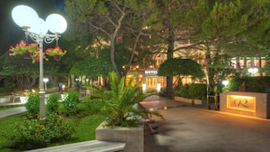 Exterior - Hotel Rivijera (Petrovac)