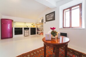 Luksusleilighet | Eget kjøkken | Kjøleskap, kokeplater og vannkoker