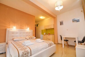 Comfort-Studio, 1 Queen-Bett, Nichtraucher, Kochnische