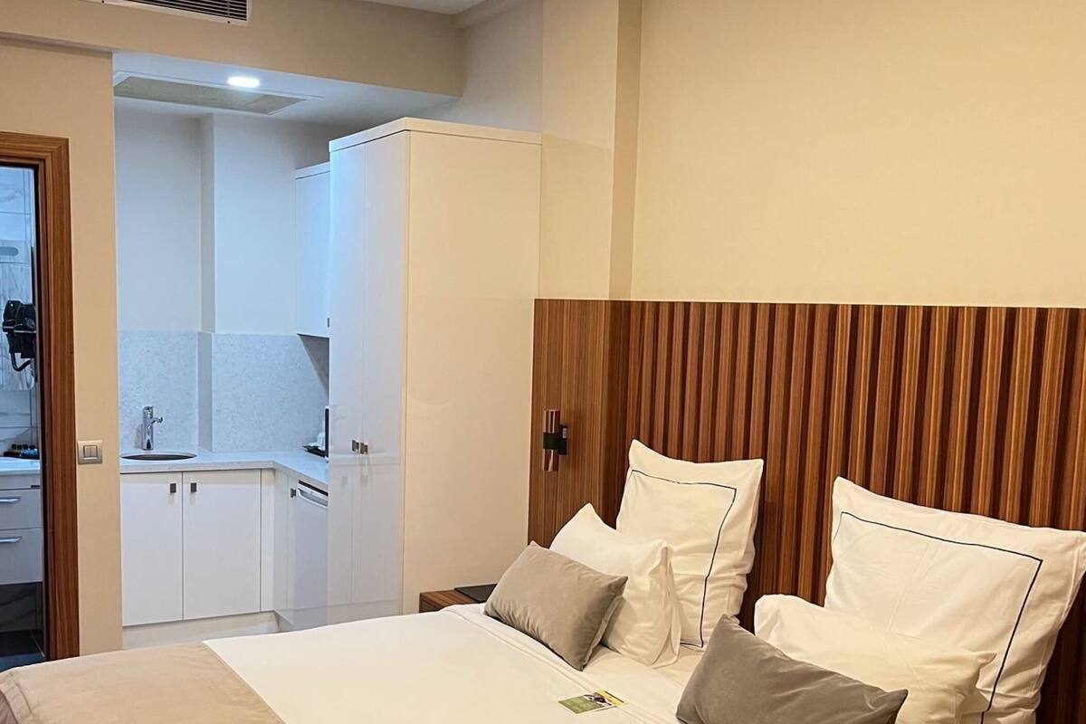 Studio, bếp | Bếp nhỏ riêng | Dụng cụ pha cà phê/trà, ấm điện 