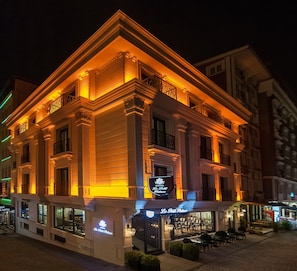Exterior - Le Petit Palace Hotel (Istanbul)