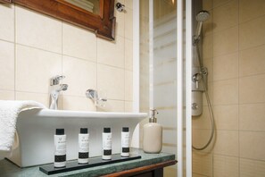 Free toiletries, hair dryer, bathrobes, slippers - Casa Di Veneto (Hersonissos)