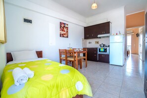Familienapartment, Meerblick (for 4) | Eigene Küche | Großer Kühlschrank, Mikrowelle, Ofen, Herdplatte