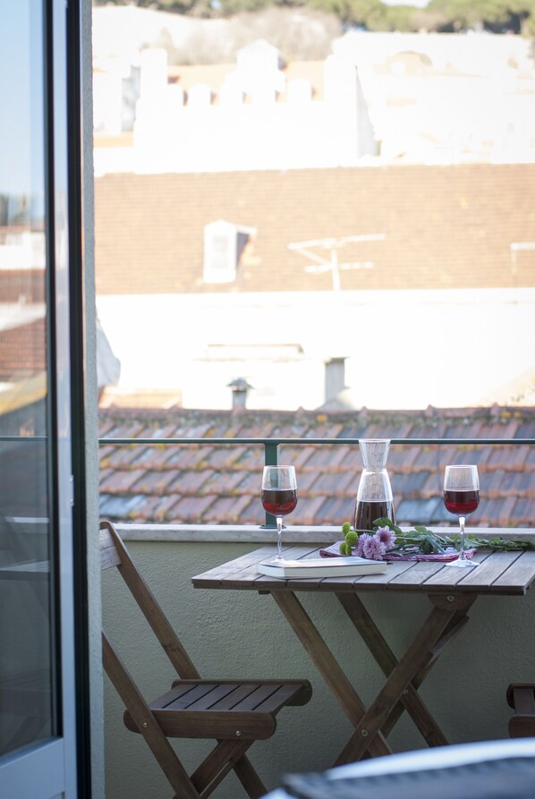 Apartment, 2 Bedrooms, Balcony (Castle View) | Balcony