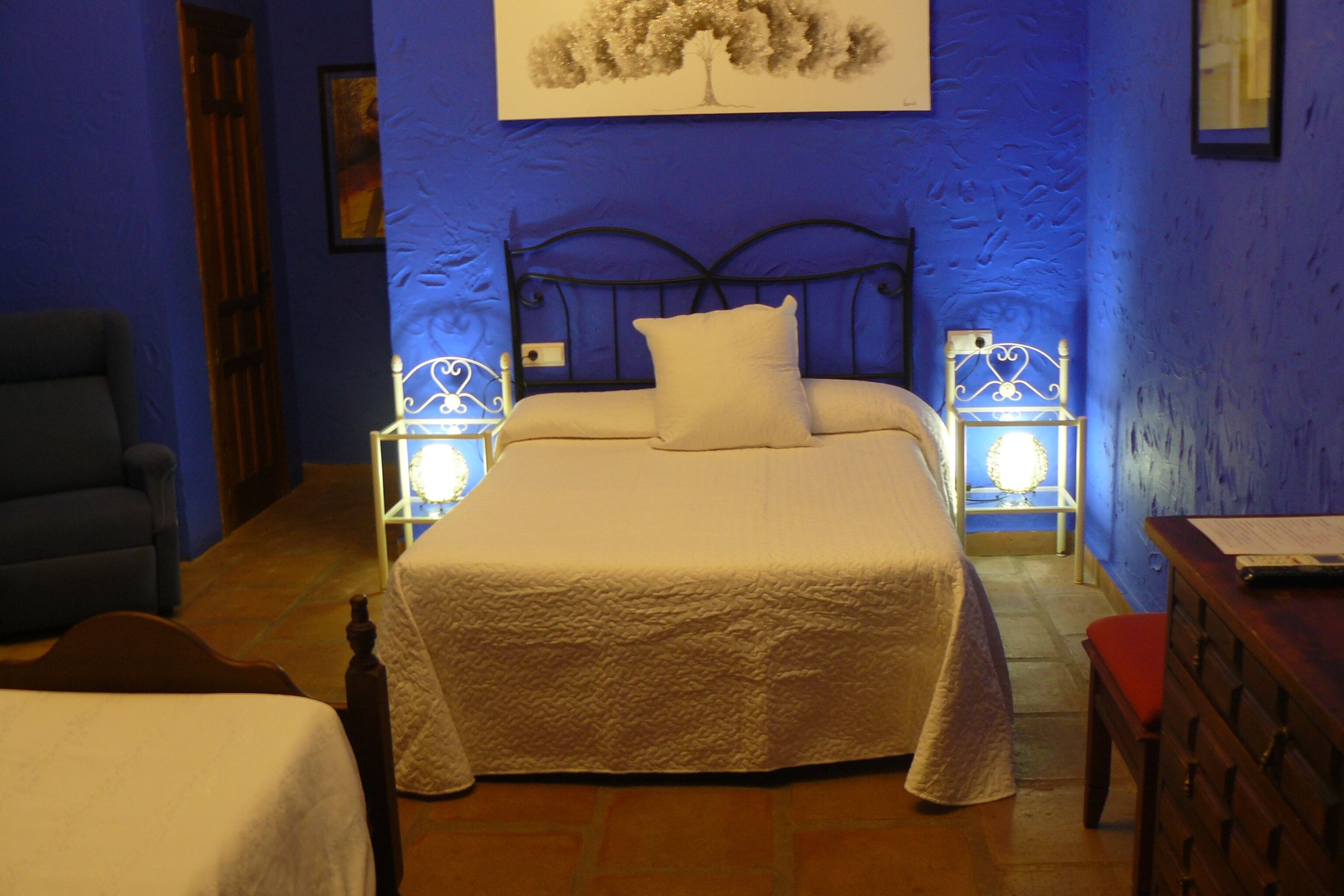 family room | 1 bedroom, desk, blackout curtains, free wifi