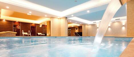 Piscina interna, piscina externa