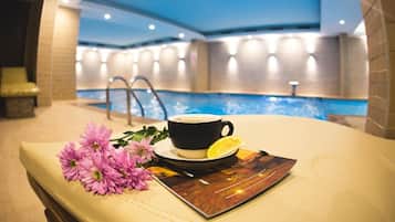 Indoor pool, outdoor pool