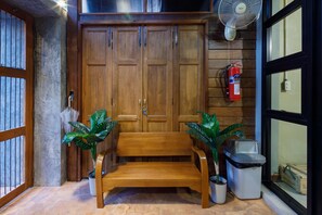 บริเวณประตูทางเข้า