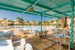 Breakfast, lunch and dinner served - Hotel Venice Beach - Families and Couples Only (Djerba Midun)