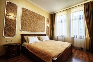 Desk, soundproofing, free cots/infant beds, rollaway beds - Hotel 39 (Lviv)
