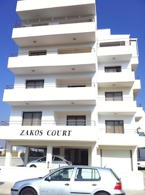 Exterior - Zakos Court Apartments (Larnaca)
