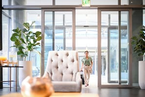 Reception - Century City Hotel Urban Square (Cape Town)