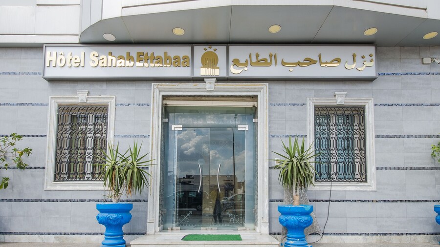 Hotel Saheb Ettabaa