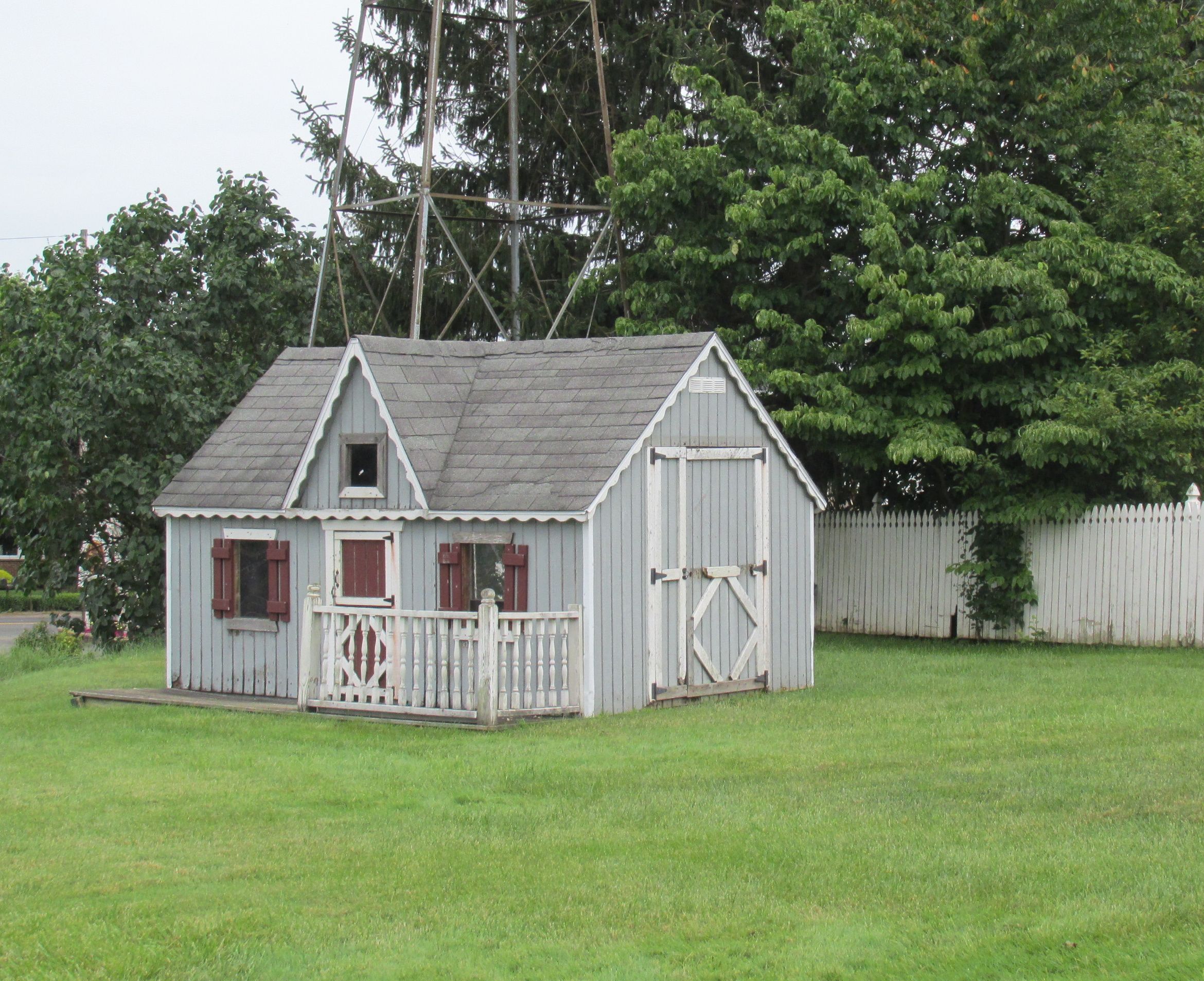 children’s play area – outdoor