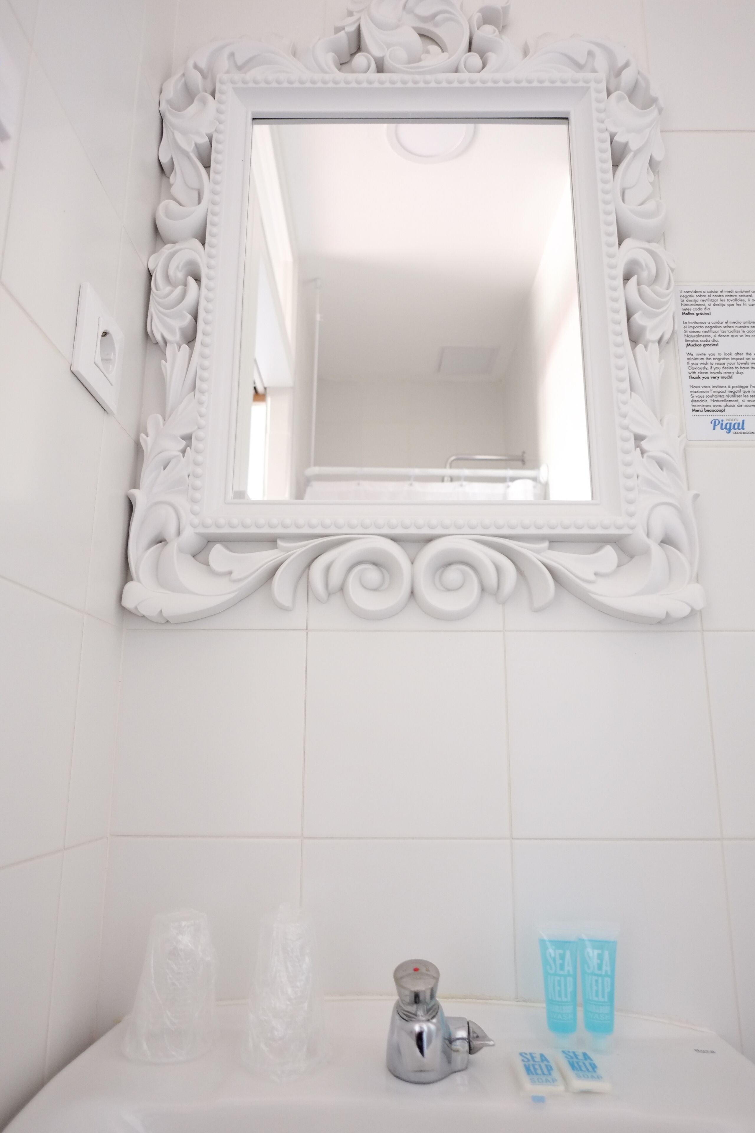 single room with private external bathroom | bathroom amenities | shower, designer toiletries, hair dryer, towels