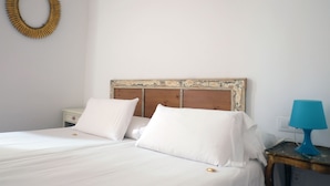 Twin Room with Private Bathroom | 1 개의 침실, 이집트산 면 시트, 고급 침구, 오리/거위털 이불