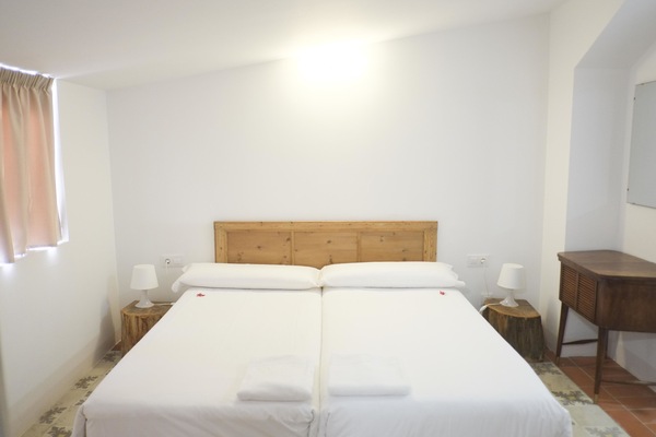 Twin Room with Private Bathroom | 1 kamar tidur, seprai katun Mesir, dan seprai premium