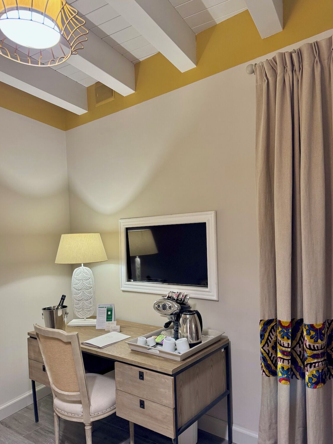 superior room | 1 bedroom, in-room safe, blackout curtains, soundproofing