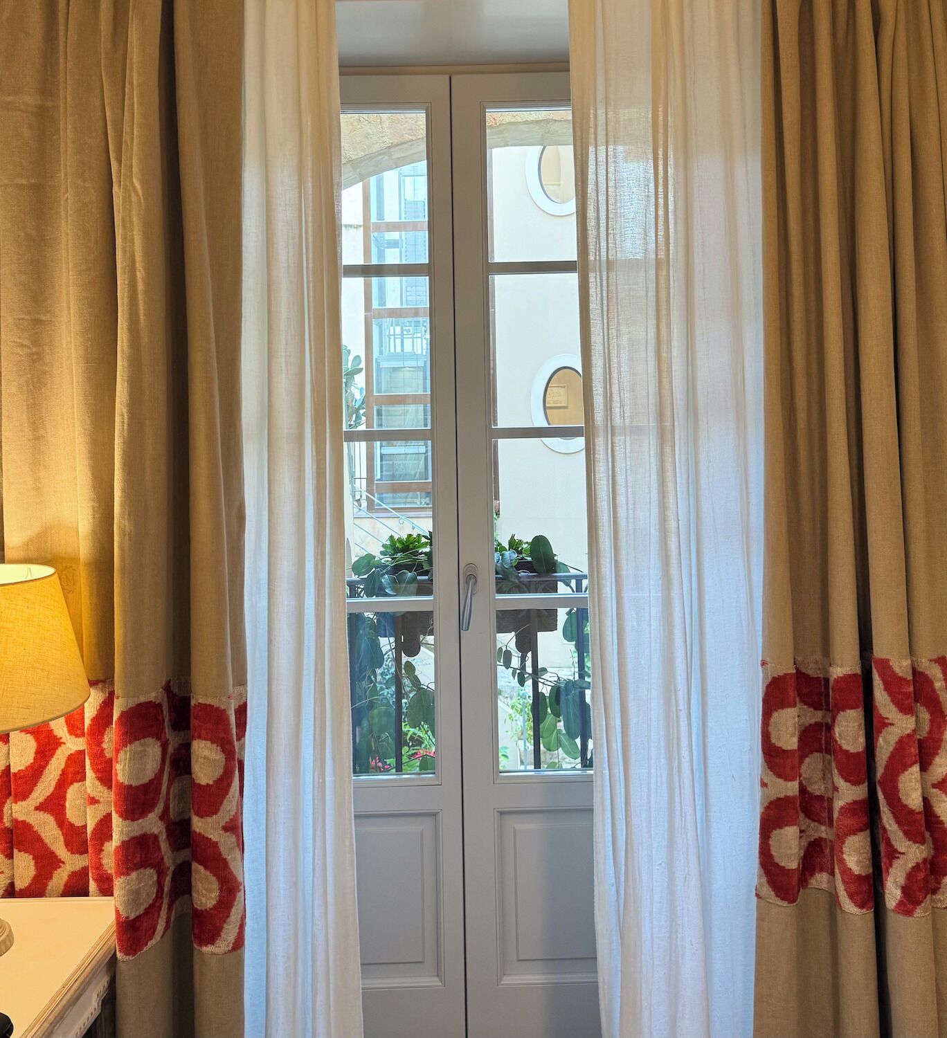 standard room | 1 bedroom, in-room safe, blackout curtains, soundproofing