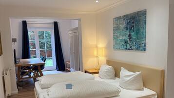 Caja de seguridad en la habitación, escritorio, cunas y wifi gratis