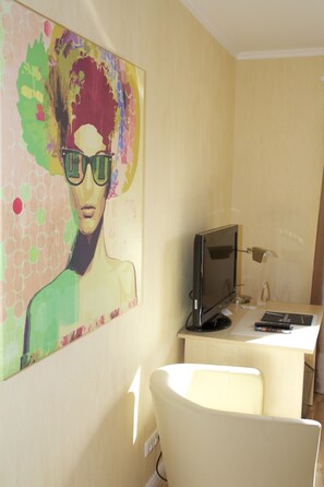 Télévision à écran plat