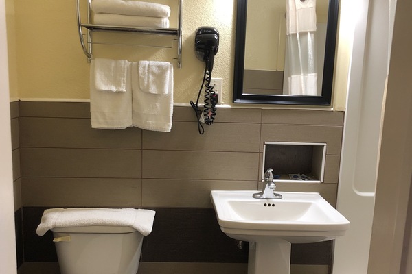 Room, 2 Queen Beds | Bathroom | Hair dryer, towels