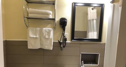 Blarney Inn