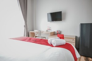 Room - RedDoorz Plus @ Karet Pedurenan 3 (Jakarta)