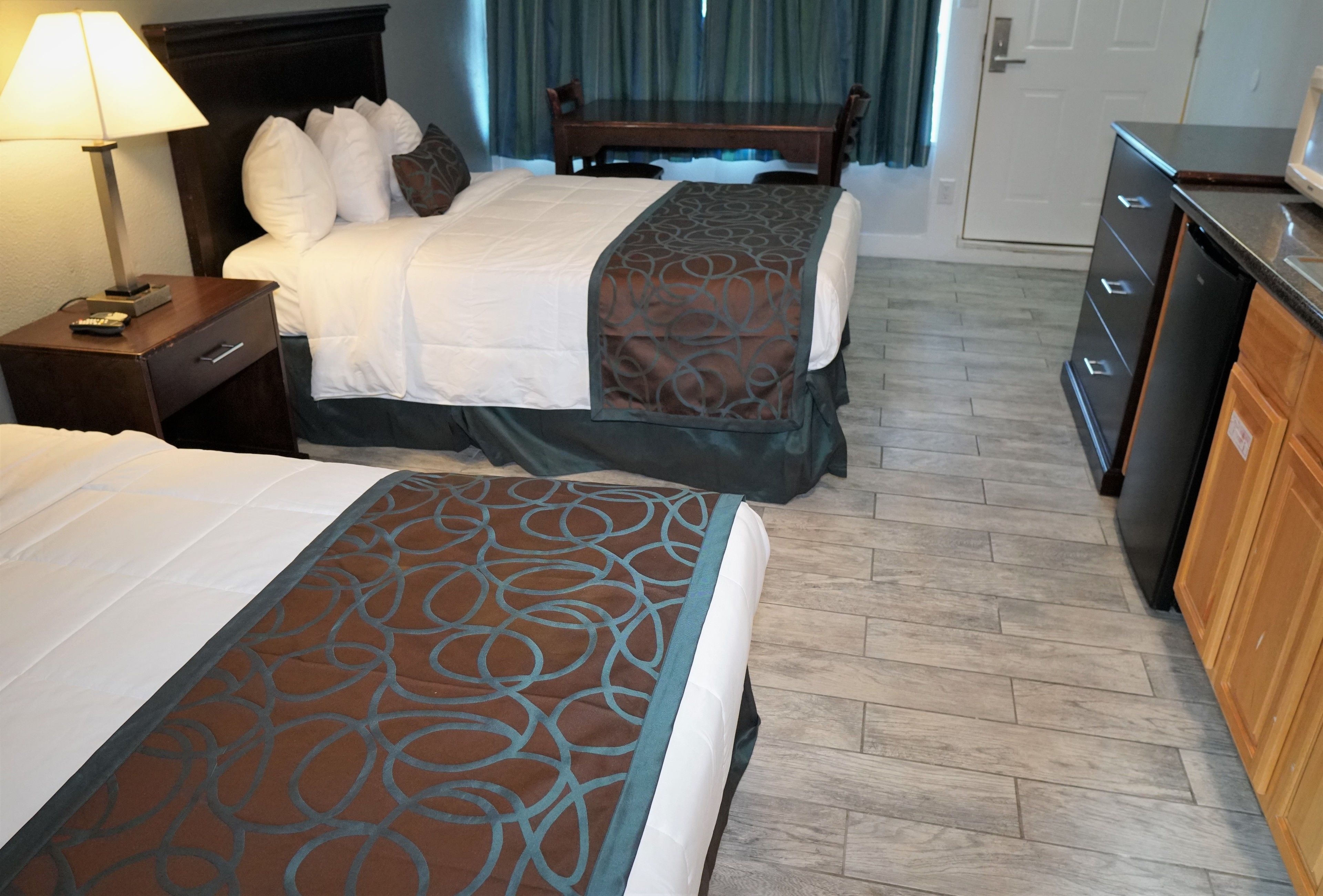 Sunset Beach Hotel Reviews, Deals & Photos 2026 - Expedia.com