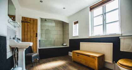 No.8 Accommodation
