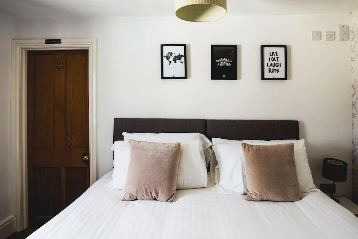 Tweepersoonskamer, en-suite badkamer | 1 slaapkamer