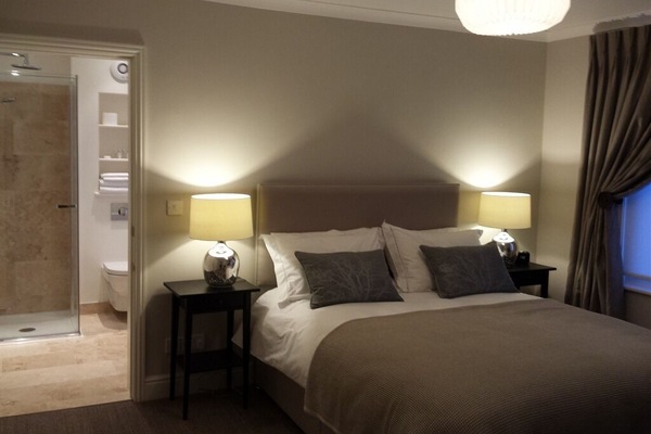 Classic Double Room, Ensuite (Allen) | 1 bedroom, WiFi