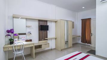 Doppelzimmer | Schreibtisch, Verdunkelungsvorhänge, Bügeleisen/Bügelbrett