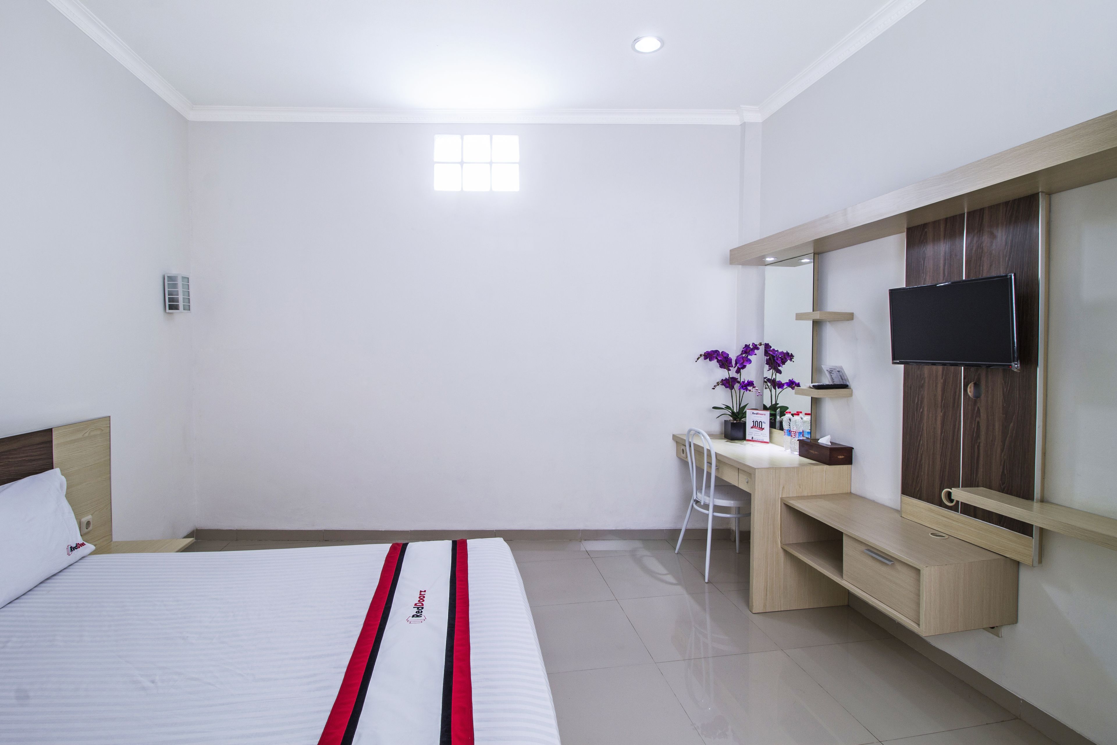 double room | desk, blackout curtains, iron/ironing board, free wifi