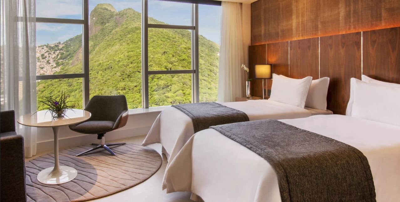 Peralatan tempat tidur premium, tilam berlapik, bar mini 