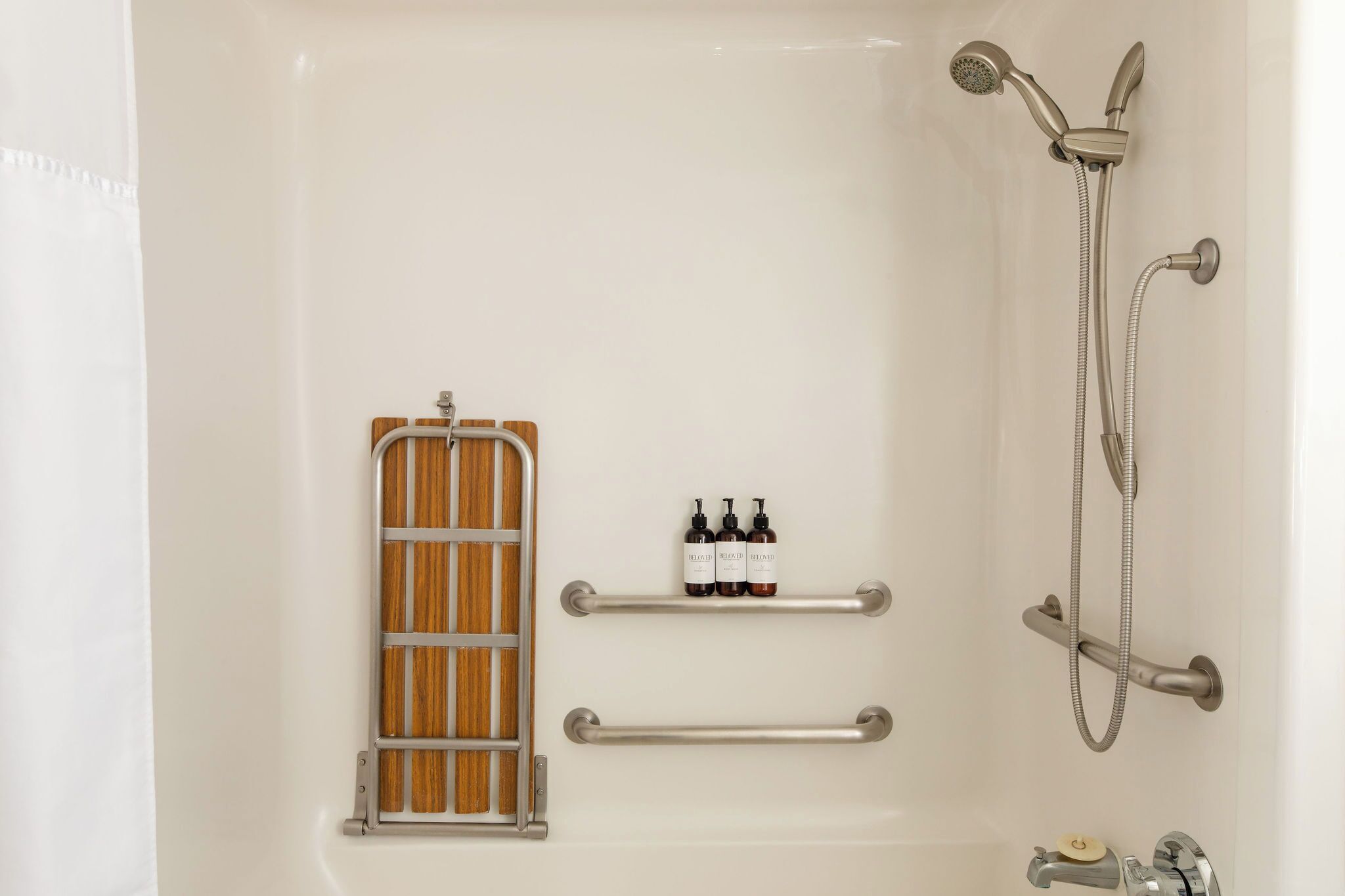 suite, 2 queen beds, accessible | bathroom | designer toiletries, bathrobes, towels, soap