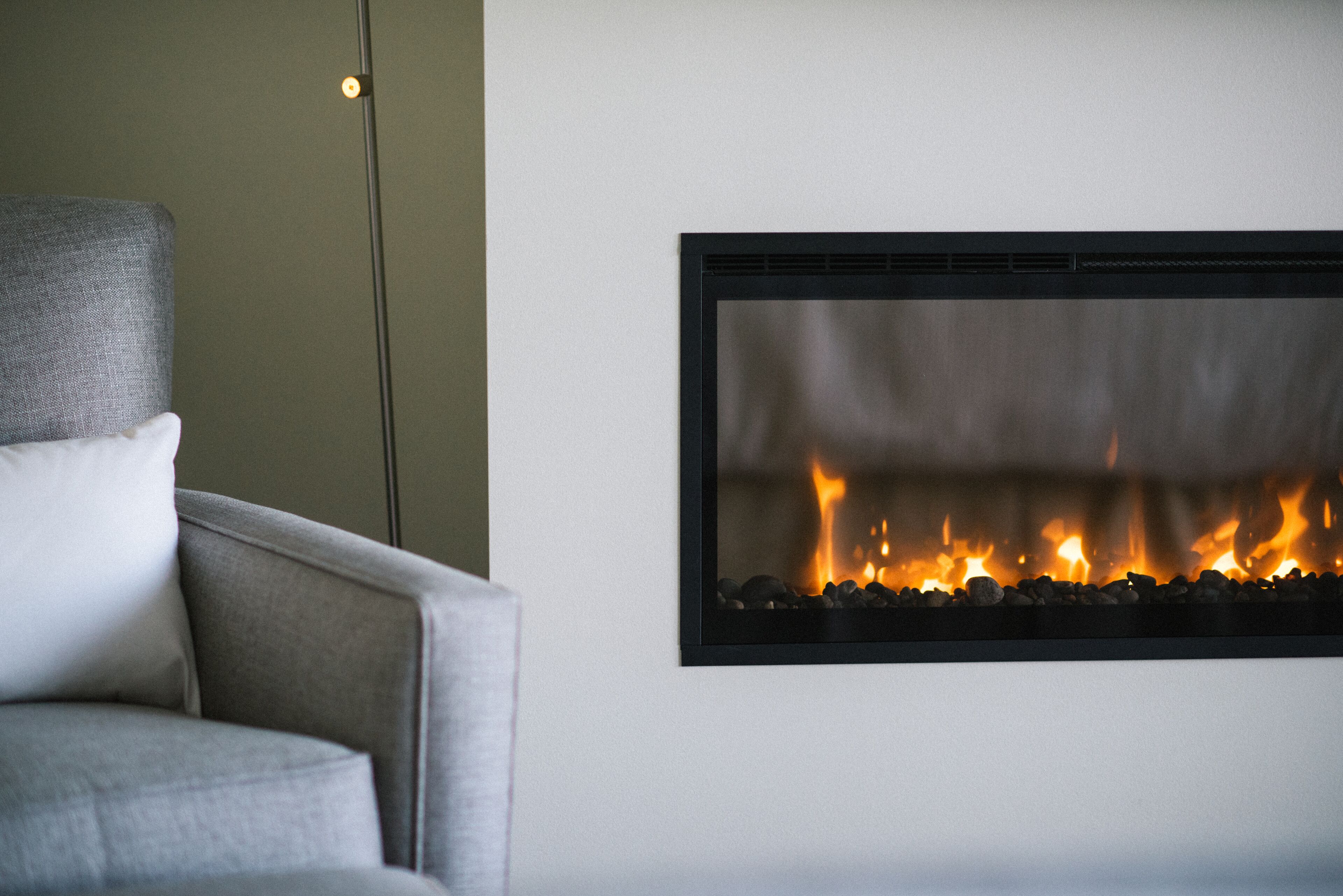 junior suite (water´s edge) | living area | 36-inch flat-screen tv with satellite channels, tv