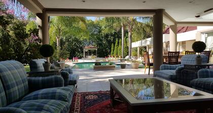 Bed and Breakfast on Melrose