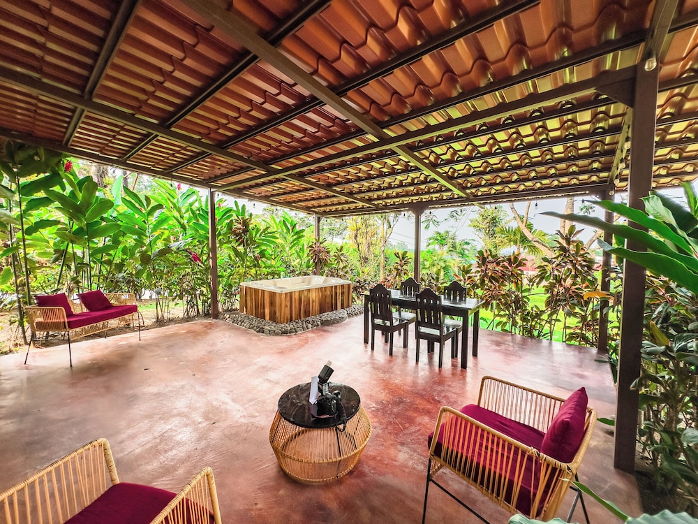 Rancho Cerro Azul by null