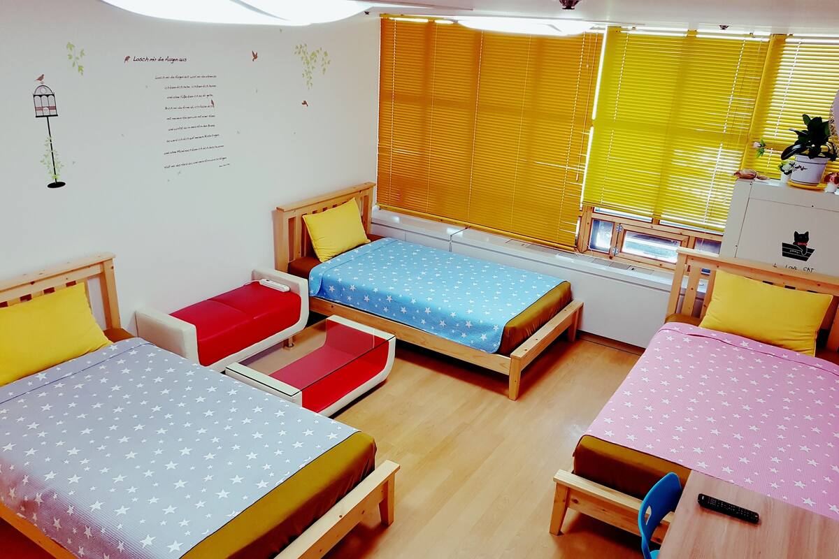 Superior Triple Room, 1 Bedroom, City View, Tower | Free WiFi