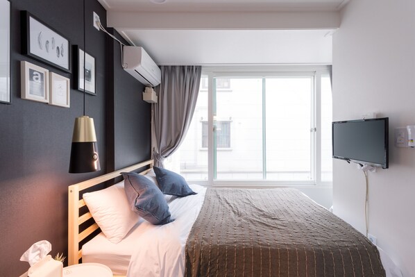 Habitación Deluxe doble | Decoración individual, mobiliario individual, escritorio y wifi gratis