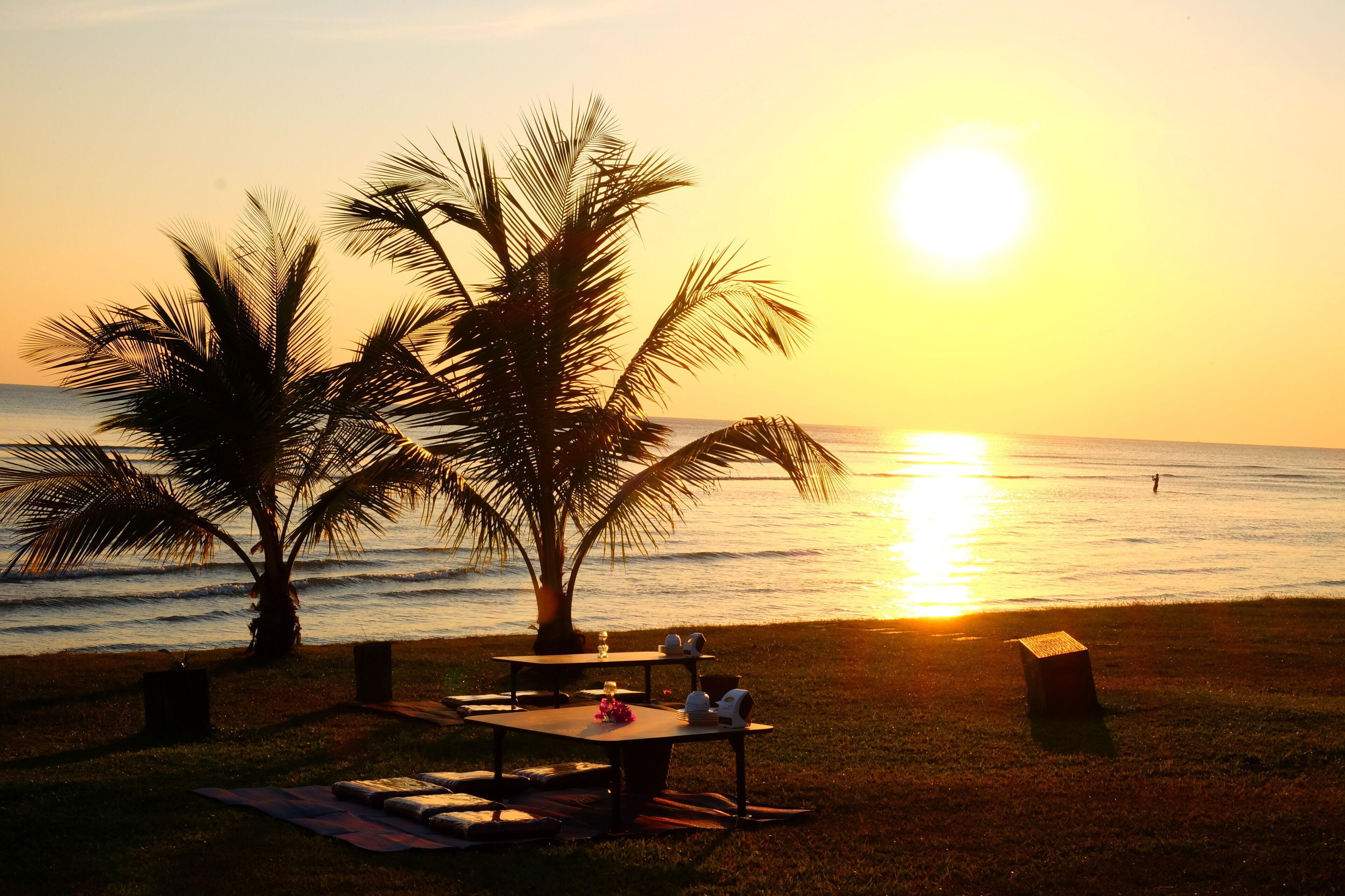 Στην παραλία, βόλτα με καγιάκ