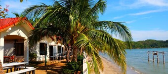 New Travel Beach Resort